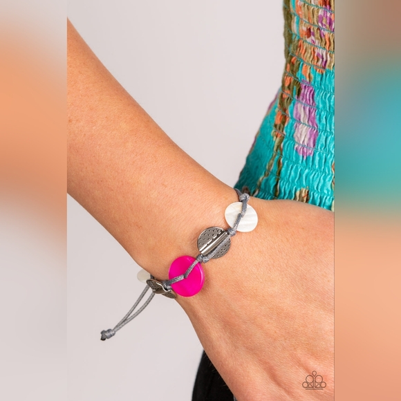Shore Up Bracelet - Picture 1 of 2